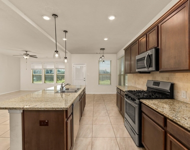3715 White Gardenia Lane - Photo Thumbnail 6