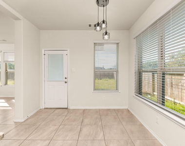 3715 White Gardenia Lane - Photo Thumbnail 10
