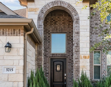 3715 White Gardenia Lane - Photo Thumbnail 2