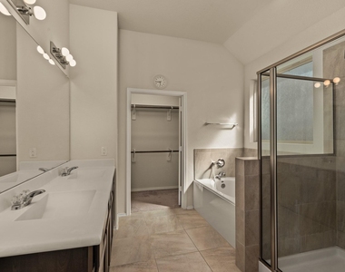 3715 White Gardenia Lane - Photo Thumbnail 14