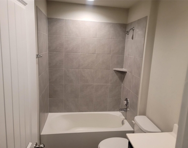 846 Autumn Flats Way - Photo Thumbnail 20