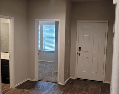 846 Autumn Flats Way - Photo Thumbnail 30