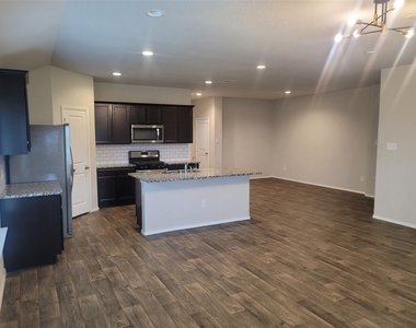 846 Autumn Flats Way - Photo Thumbnail 23