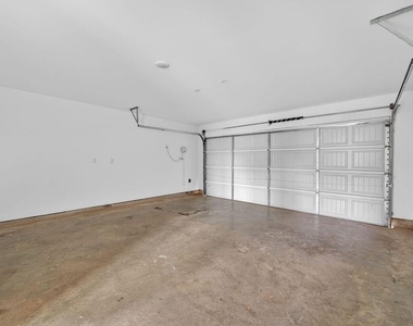 26719 Prairie Smoke Lane - Photo Thumbnail 14