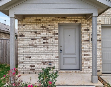 26719 Prairie Smoke Lane - Photo Thumbnail 3