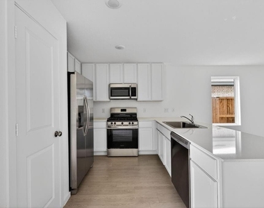 26719 Prairie Smoke Lane - Photo Thumbnail 11