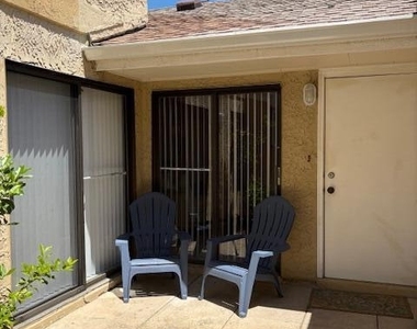 1471 Sheafe Avenue Ne - Photo Thumbnail 8