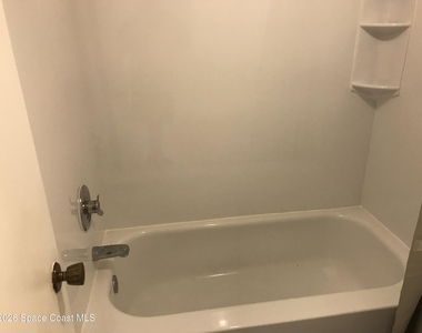 1471 Sheafe Avenue Ne - Photo Thumbnail 6