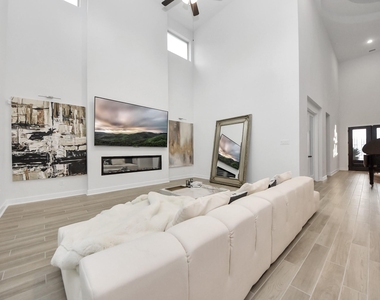 29021 Red Loop Drive - Photo Thumbnail 5