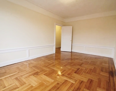 8320 Bay Parkway - Photo Thumbnail 7