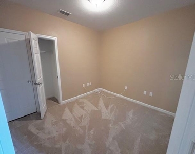 520 Hockendale Cove - Photo Thumbnail 14