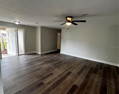 6346 Saint Andrews Circle S - Photo Thumbnail 5