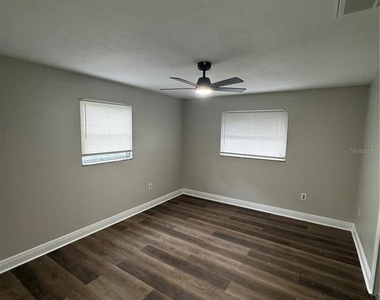 6346 Saint Andrews Circle S - Photo Thumbnail 11