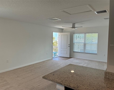 2651 1/2 Bayside Drive S - Photo Thumbnail 8