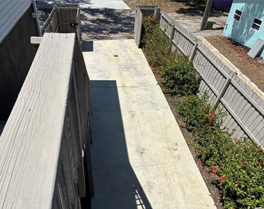 2651 1/2 Bayside Drive S - Photo Thumbnail 19