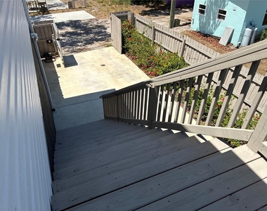 2651 1/2 Bayside Drive S - Photo Thumbnail 18
