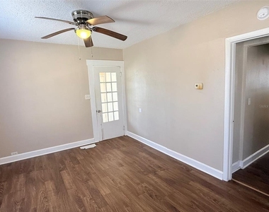 2609 4th Street S - Photo Thumbnail 4