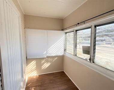 2609 4th Street S - Photo Thumbnail 23