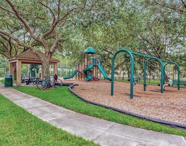18821 Maisons Drive - Photo Thumbnail 25
