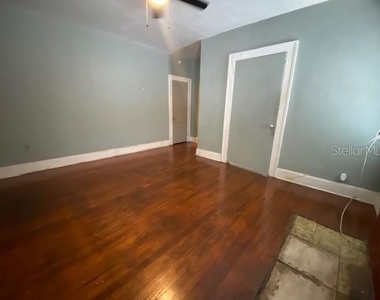 1960 4th Avenue N - Photo Thumbnail 10