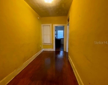 1960 4th Avenue N - Photo Thumbnail 9