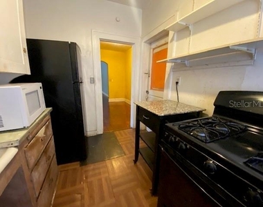 1960 4th Avenue N - Photo Thumbnail 4