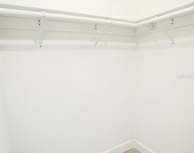 11314 N 52nd Street - Photo Thumbnail 17