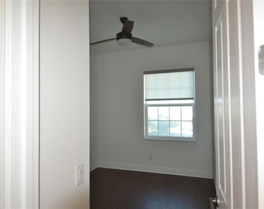 5732 Biscayne Court - Photo Thumbnail 22
