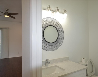 5732 Biscayne Court - Photo Thumbnail 8
