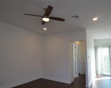 5732 Biscayne Court - Photo Thumbnail 4