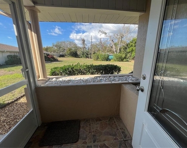 1907 Canterbury Lane - Photo Thumbnail 14