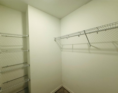 2264 Paravane Way - Photo Thumbnail 21