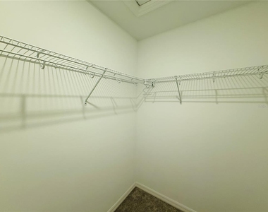2264 Paravane Way - Photo Thumbnail 22