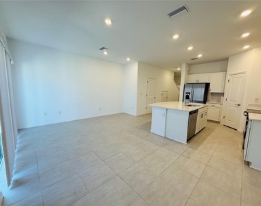 2264 Paravane Way - Photo Thumbnail 3