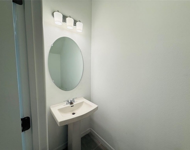 2264 Paravane Way - Photo Thumbnail 13