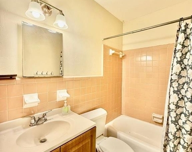 257 38th Avenue Se - Photo Thumbnail 14