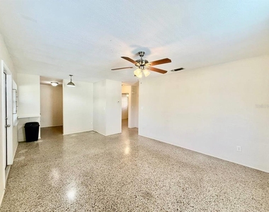 257 38th Avenue Se - Photo Thumbnail 7
