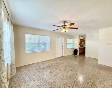 257 38th Avenue Se - Photo Thumbnail 5