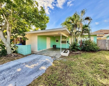 257 38th Avenue Se - Photo Thumbnail 2