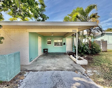 257 38th Avenue Se - Photo Thumbnail 1