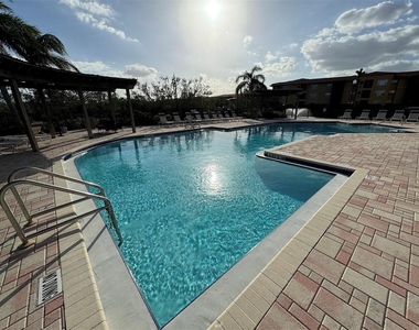 4305 Bayside Village Drive - Photo Thumbnail 23