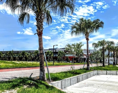 4305 Bayside Village Drive - Photo Thumbnail 42