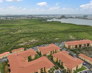 4305 Bayside Village Drive - Photo Thumbnail 31