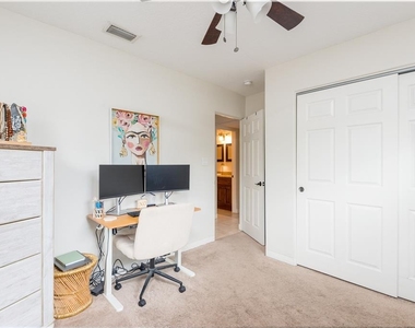 2407 S Harold Avenue - Photo Thumbnail 21