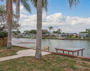 4036 Sunray Drive - Photo Thumbnail 25