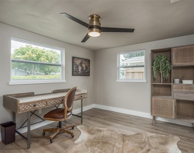 4036 Sunray Drive - Photo Thumbnail 21