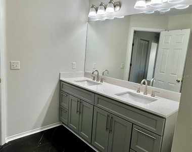 18916 Randall Place - Photo Thumbnail 13