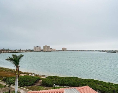 6218 Palma Del Mar Boulevard S - Photo Thumbnail 23