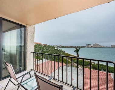 6218 Palma Del Mar Boulevard S - Photo Thumbnail 2