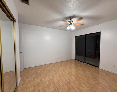 1724 Foxhall Circle - Photo Thumbnail 7